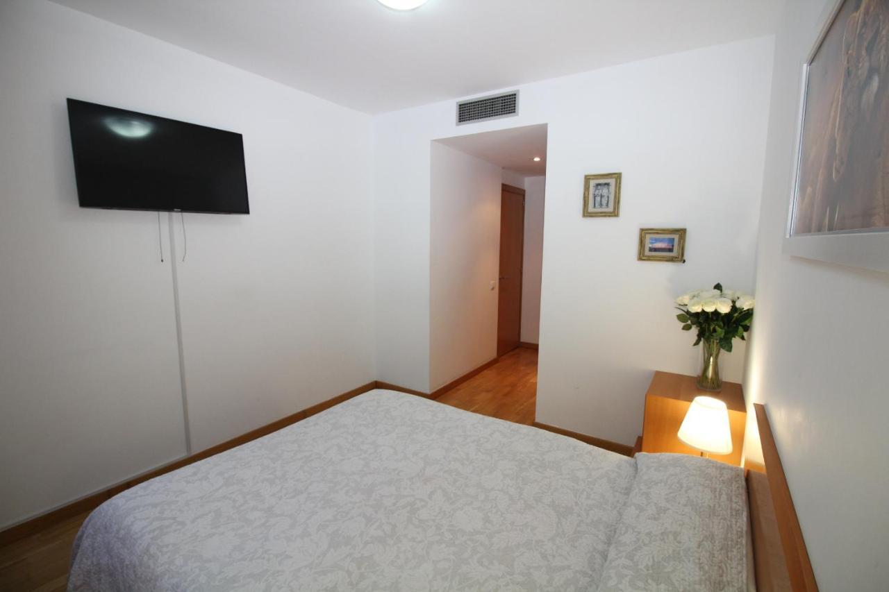 Rooms Gran Via Барселона Екстер'єр фото